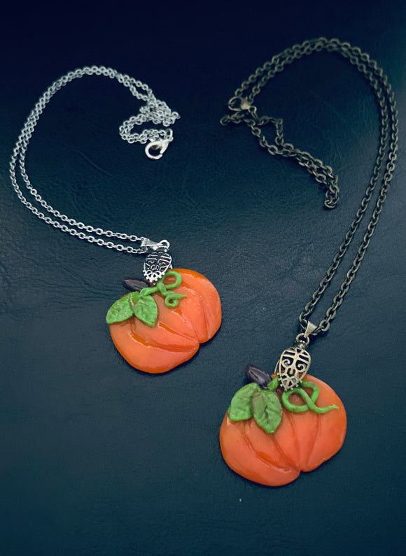 Herbst Halskette mit Kürbis Anhänger
